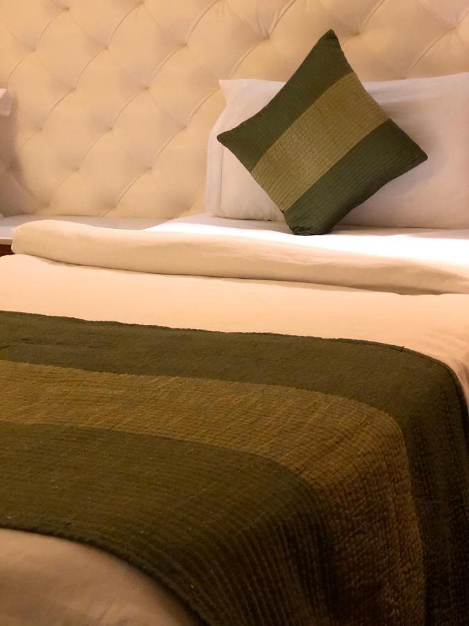 Hotel Ivory 32 Új-Delhi Kültér fotó