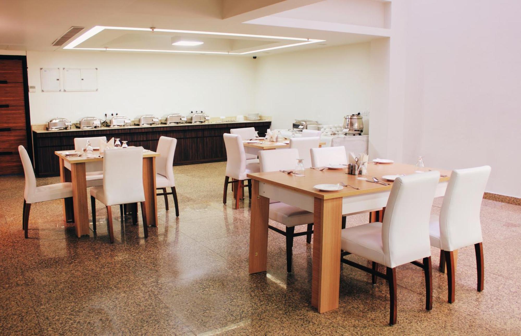 Hotel Ivory 32 Új-Delhi Kültér fotó