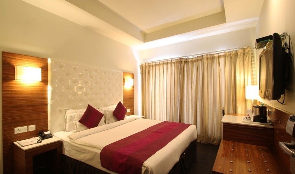 Hotel Ivory 32 Új-Delhi Kültér fotó